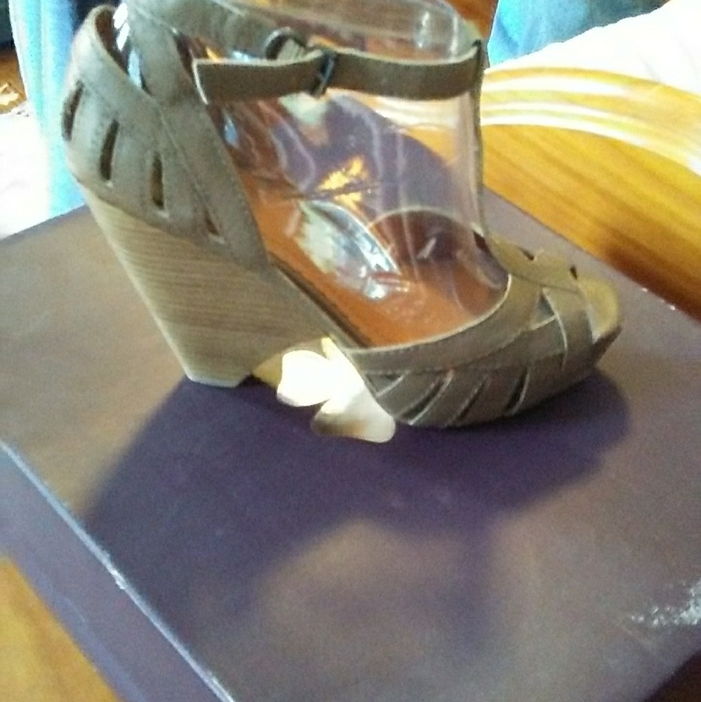 Lucky Heels
